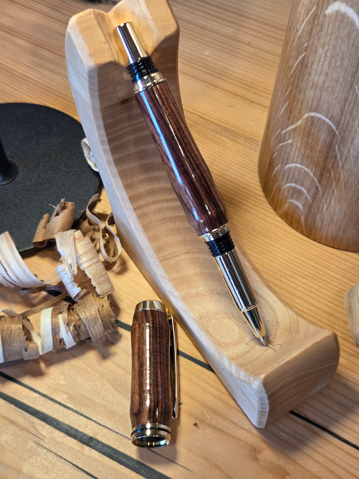 New Gentleman in palissandro