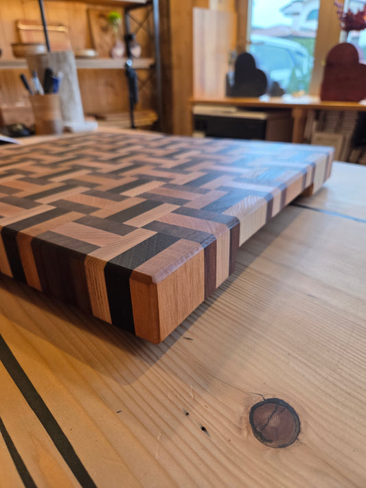 Tagliere geometrico multiessenza 40x50