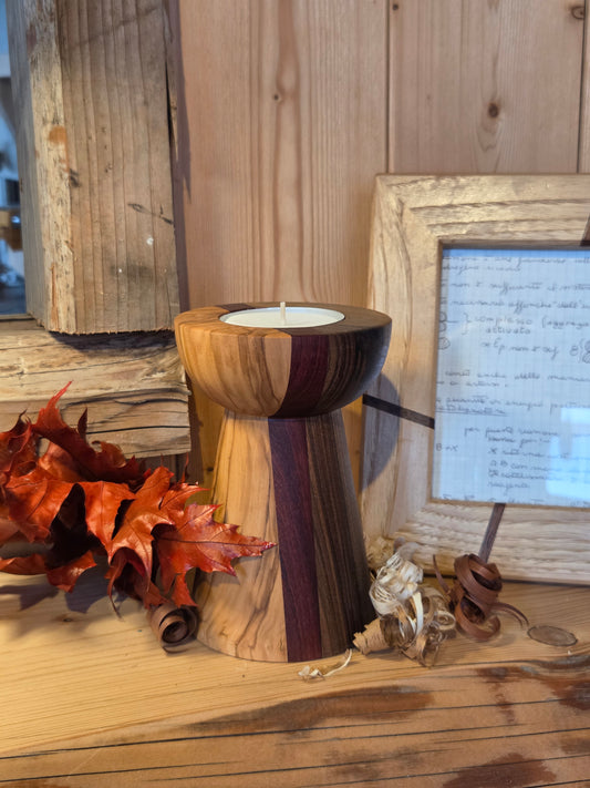 Portacandela in olivo, noce e padouk