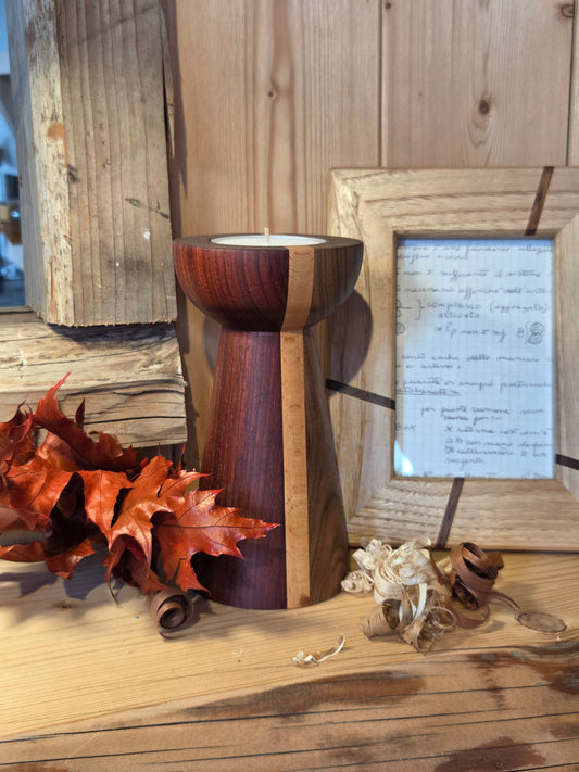 Portacandela in noce, faggio e padouk