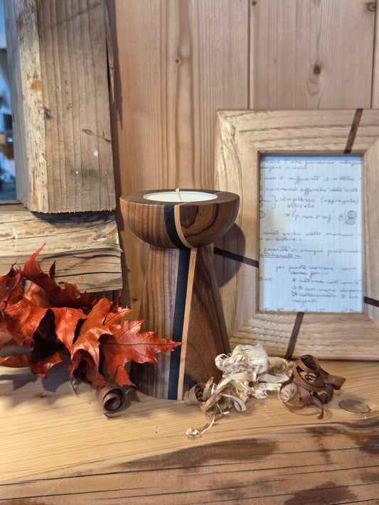 Portacandela in noce, faggio , quercia fossile e beli