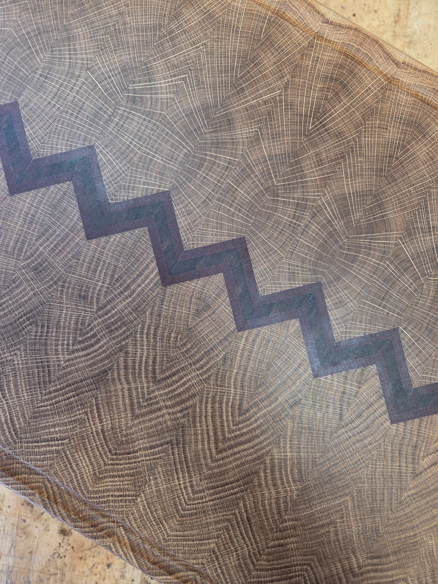 Tagliere end-grain a spina di pesce 40x50