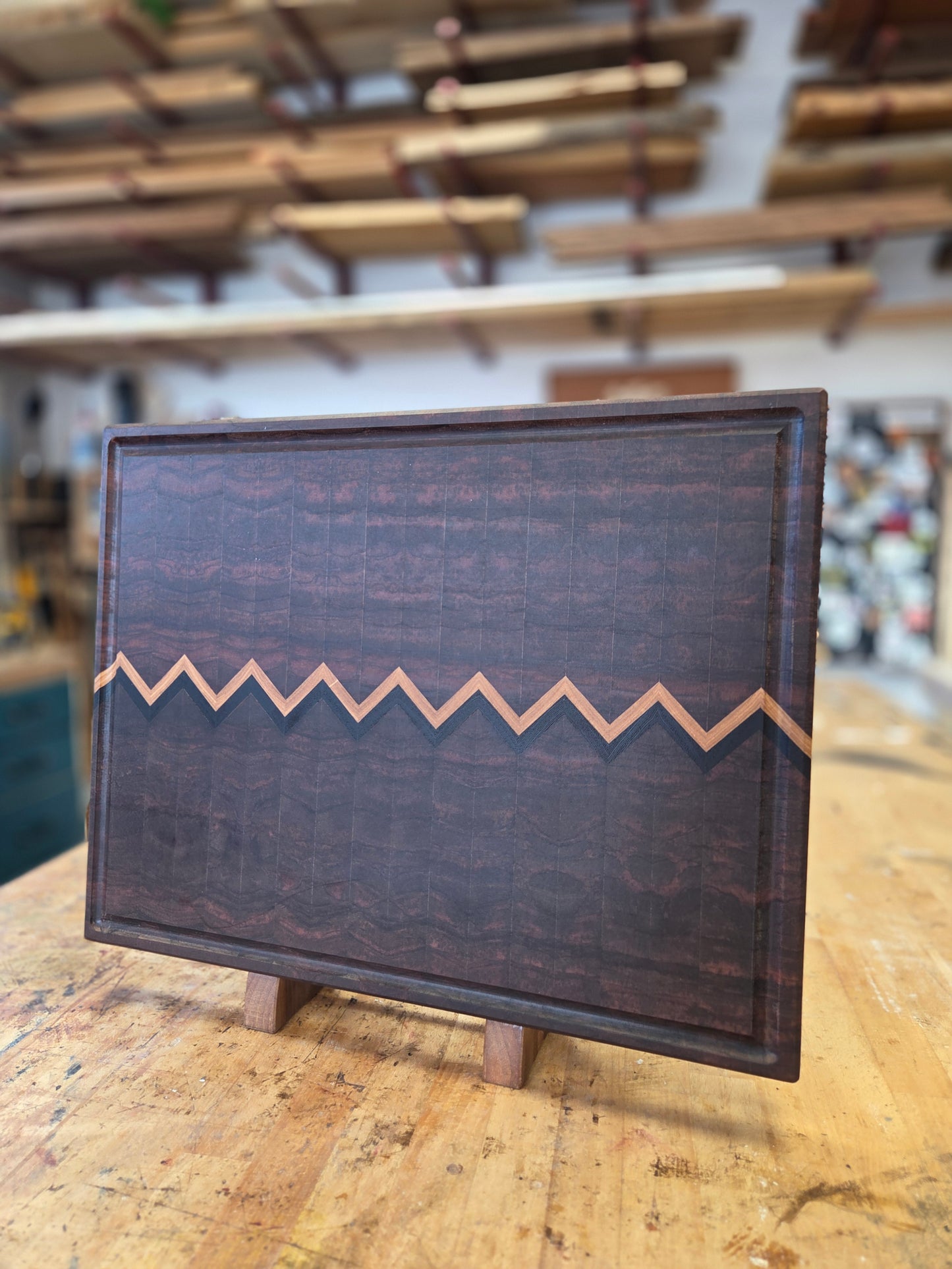 Tagliere zig-zag in beli 40x50
