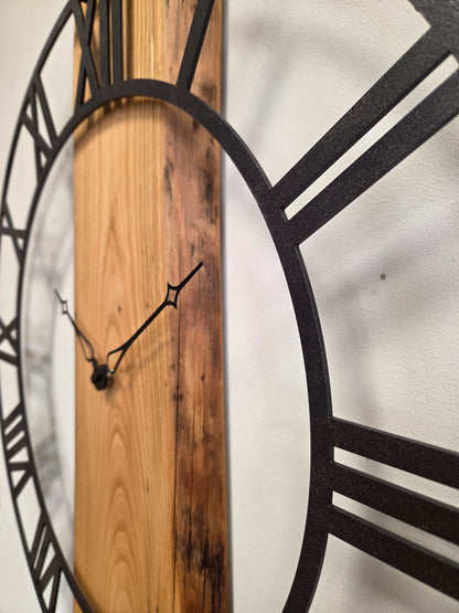Grande orologio da parete in ciliegio
