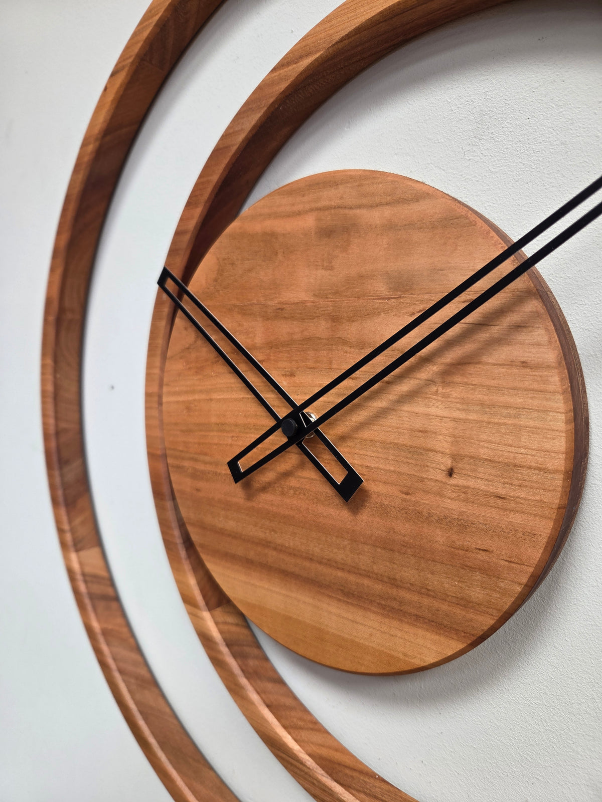 Collezione EXCENTRICA - Orologi da parete eccentrici