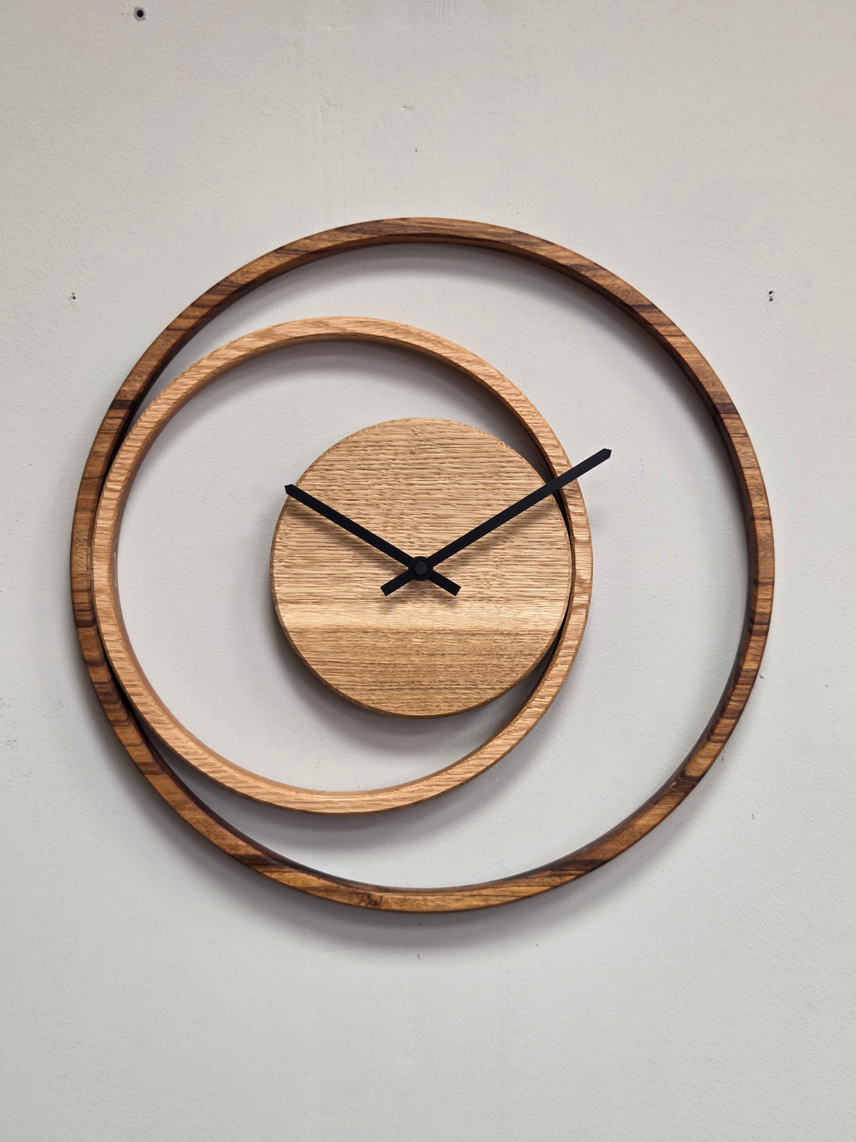 Collezione EXCENTRICA - Orologi da parete eccentrici